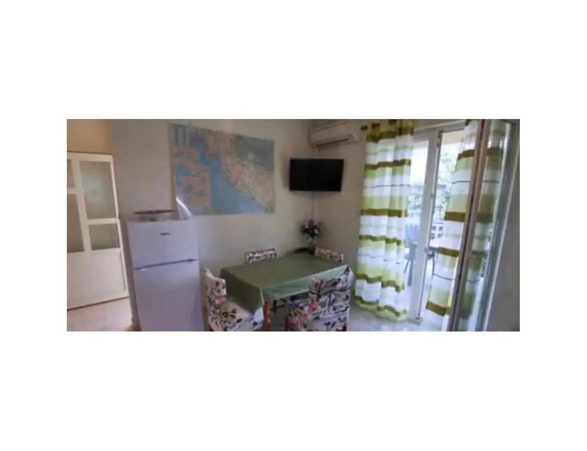 Apartments Ana & Milo 0*, Lopar Croatia